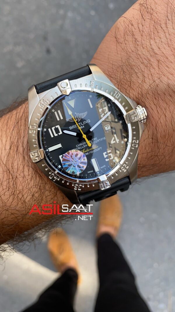 Breitling Avenger A17318 Siyah Kadran BAV003 Breitling Avenger A17318 Siyah Kadran BAV003