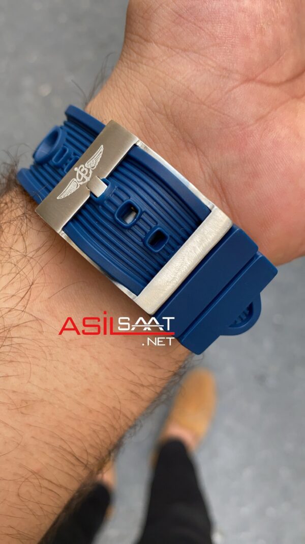 Breitling Super Avenger II Blue Diver Pro A13371 Silver BAC004