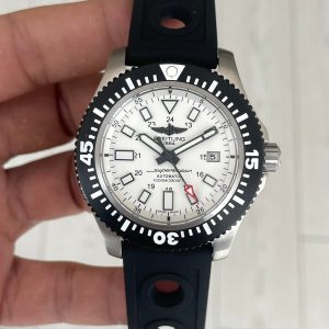 Breitling Superocean II Beyaz Y17393 Kauçuk 44mm Replika Saat