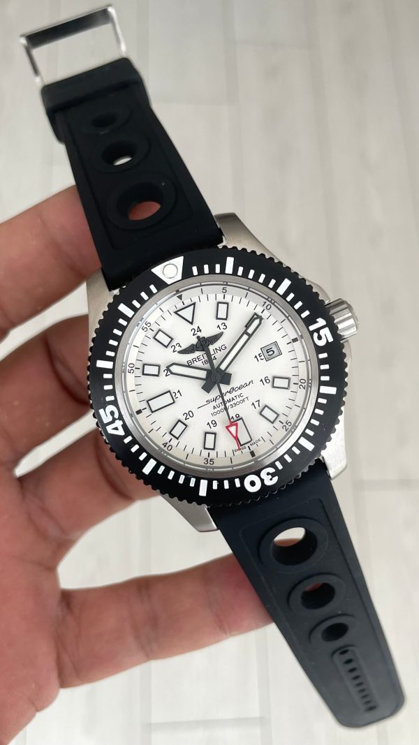 Breitling Superocean II Beyaz Y17393 Kauçuk 44mm Replika Saat