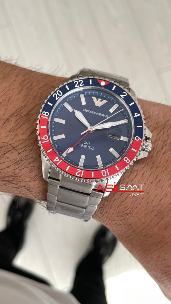 Emporio Armani GMT Pepsi AR11590 Mavi 42mm Erkek Kol Saati Emporio Armani GMT Pepsi AR11590 Mavi 42mm Erkek Kol Saati