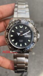 Seiko Sport 5 Çelik Kasa Siyah Kadran