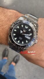 Seiko Sport 5 Çelik Kasa Siyah Kadran