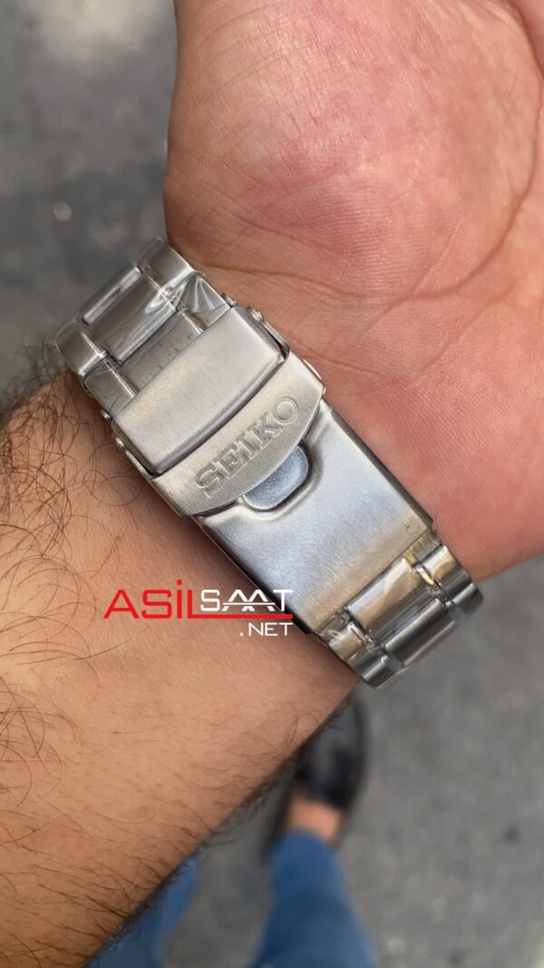 Seiko Sport 5 Çelik Kasa Siyah Kadran