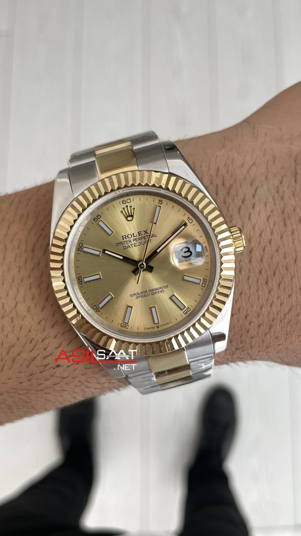 Rolex Datejust Champagne 126333 Oyster Two Tone Gold Şampanya Kadran 41mm Replika Saat