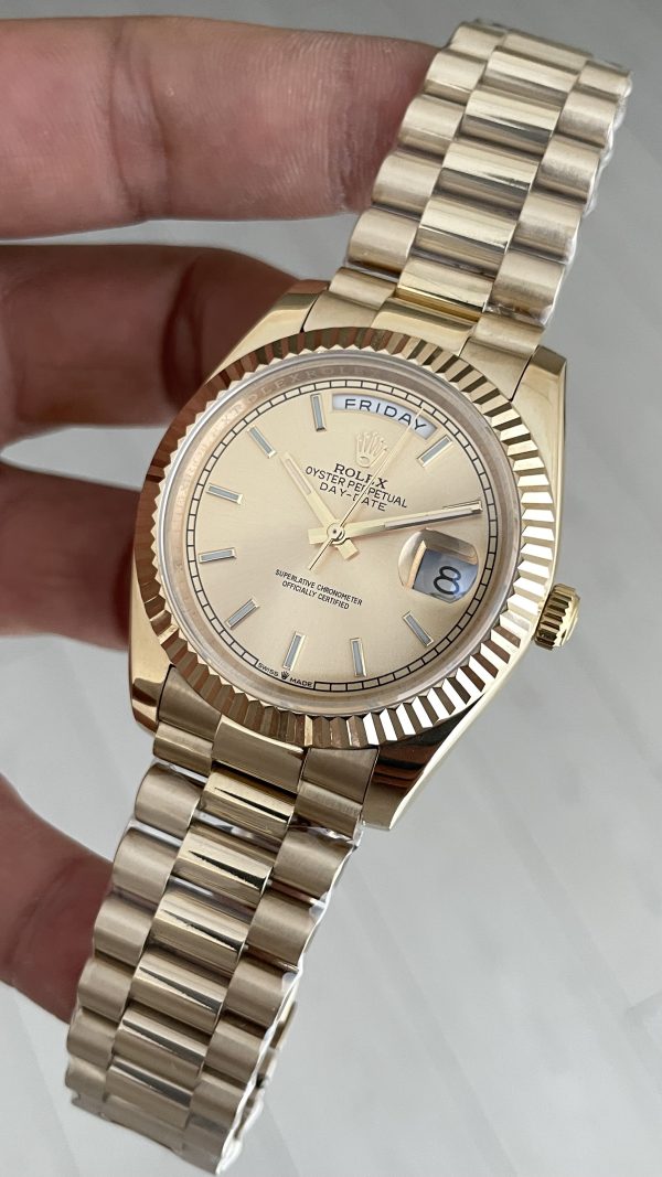 Rolex Day Date Champagne 228238 President 40mm Gold Replika Saat Rolex Day Date Champagne 228238 President 40mm Gold Replika Saat