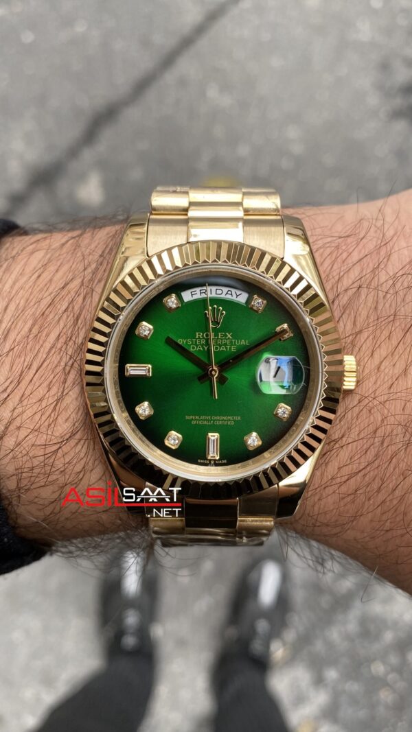 Rolex Day Date Green Diamond 128238 President