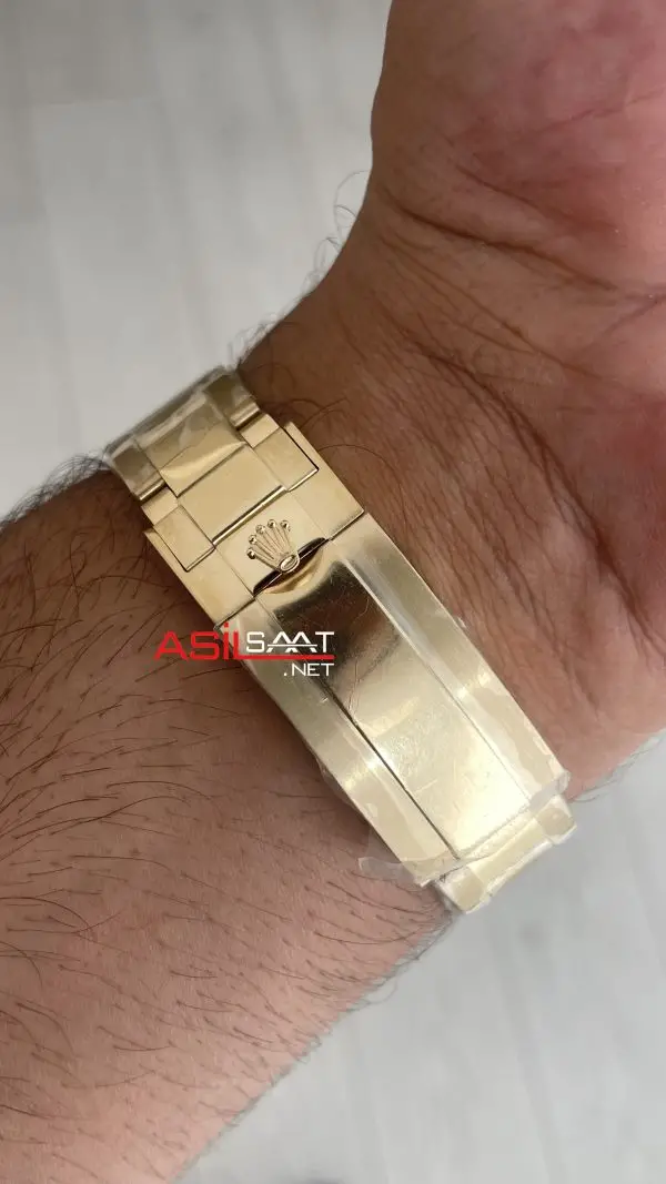 Rolex Submariner Bluesy 126618LB Gold Mavi Kadran 41mm Replika Saat