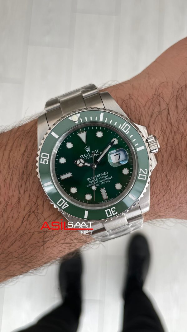 Rolex Submariner Hulk 116610LV Yeşil Kadran 40mm Replika Saat
