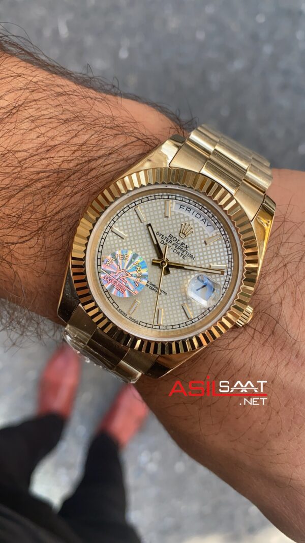 Rolex Day Date Beyaz Kadran 40 mm 228238 White Dial Gold Replika Saat ROLDD026