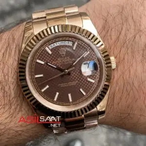 Rolex Day Date Chocolate 228235 President Rose