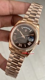 Rolex Day Date Kahverengi 228235 Chocolate Roman Dial 40mm Rose Replika Saat