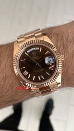 Rolex Day Date Kahverengi 228235 Chocolate Roman Dial 40mm Rose Replika Saat