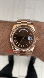 Rolex Day Date Kahverengi 228235 Chocolate Roman Dial 40mm Rose Replika Saat