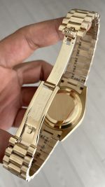 Rolex Day Date Pave Baguette Diamond 40mm Taşlı Kadran Gold Replika Saat