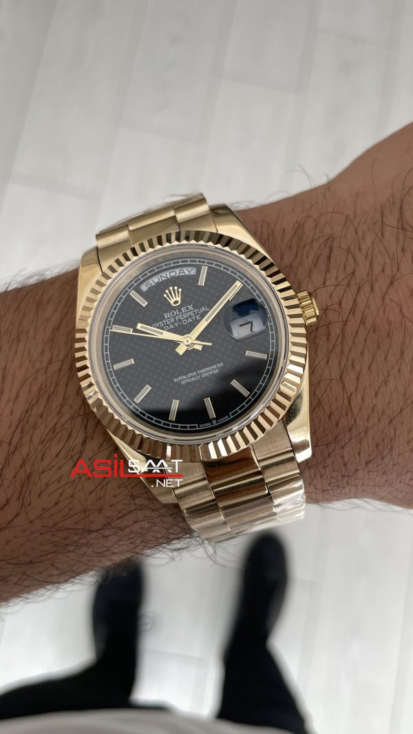 Rolex Day Date Siyah 228238 President 40mm Gold Replika Saat Rolex Day Date Siyah 228238 President 40mm Gold Replika Saat