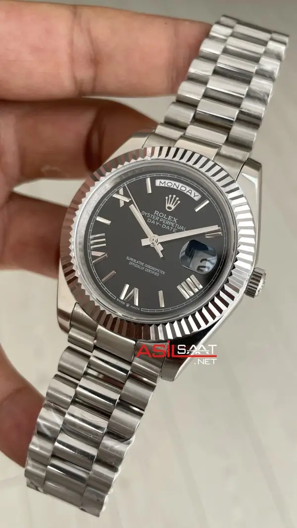 Rolex Day Date Siyah Kadran 228239 Black Roman Dial 40mm Replika Saat