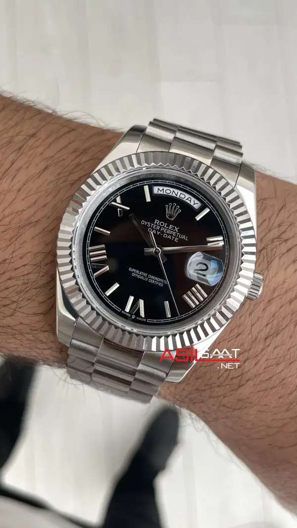Rolex Day Date Siyah Kadran 228239 Black Roman Dial 40mm Replika Saat
