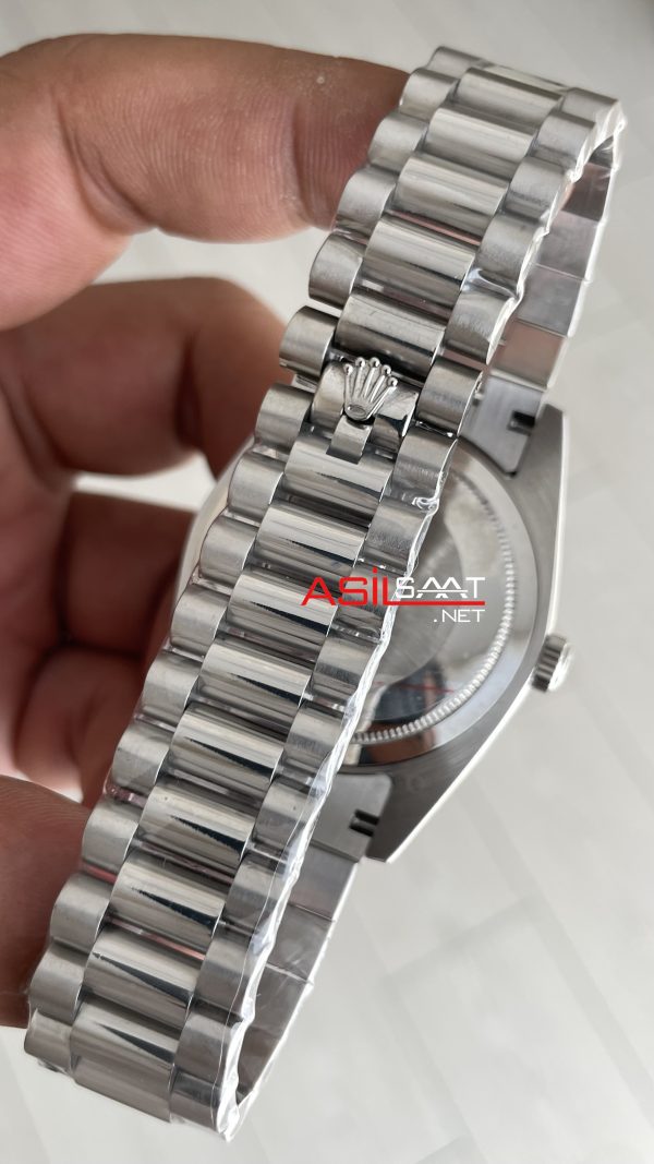 Rolex Day Date Siyah Kadran 228239 Black Roman Dial 40mm Replika Saat Rolex Day Date Siyah Kadran 228239 Black Roman Dial 40mm Replika Saat