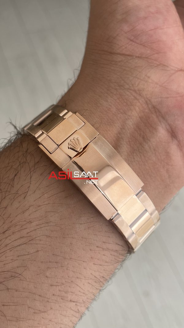Rolex Root Beer Gmt Master II 126715CHNR Chocolate 40mm Rosegold Replika Saat