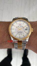 Rolex Sky Dweller Beyaz 336933 Oyster Two Tone Gold 42mm Swiss ETA Saat
