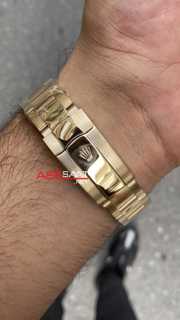 Rolex Sky Dweller Gold 336938 Beyaz Replika Saat