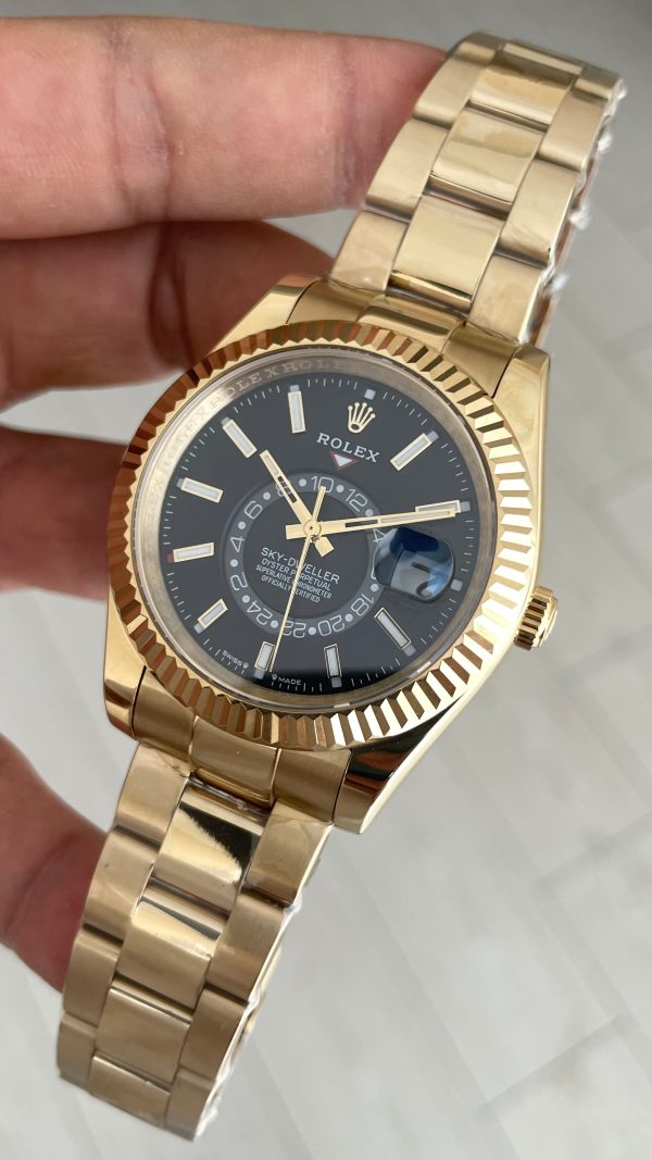 Rolex Sky Dweller Siyah 336938 Oyster Gold 42mm Replika Saat