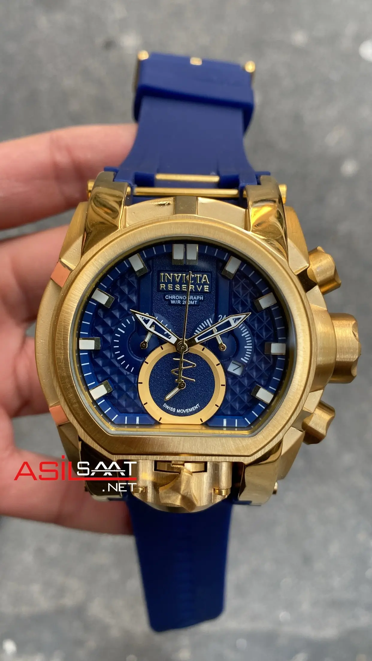 Invicta Magnum Reserve Bolt Zeus Mavi Kadran 52 mm 25608 Gold Blue Replika Saat IMA018