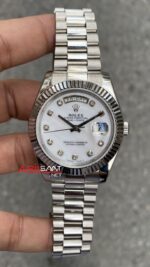 Rolex Day Date Beyaz Taşlı Kadran 228235 White Diamond Dial 40 mm President Belt Fluted Bezel Silver Replika Saat