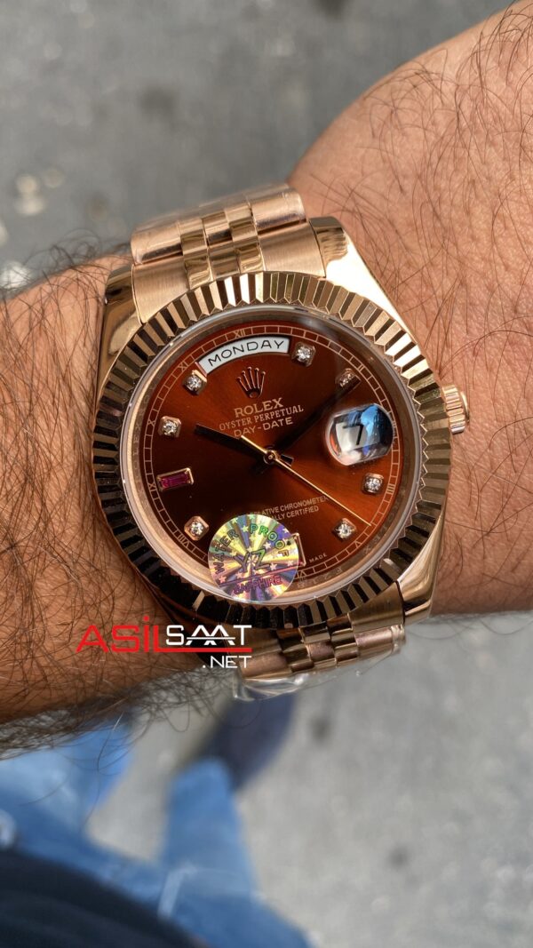 Rolex Day-Date Chocolate Diamond 40 mm 128235 Rosegold Replika Saat ROLDD031