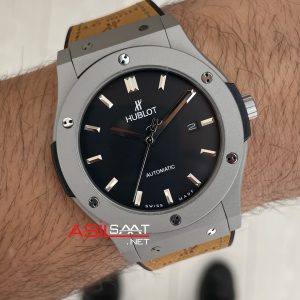 Hublot Classic Fusion Siyah Kadran 42 mm Kahverengi Replika Saat
