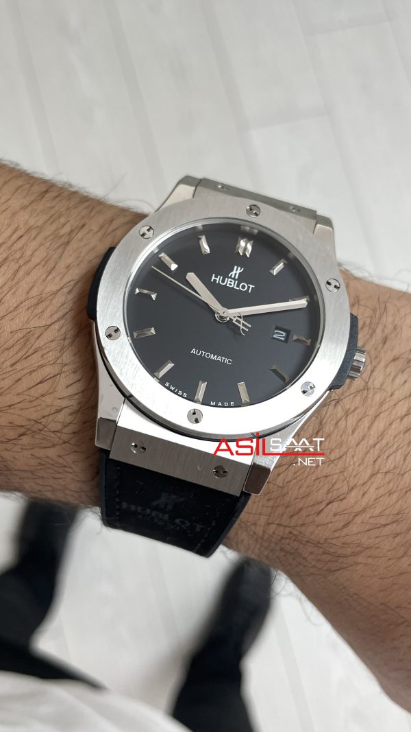 Hublot Classic Fusion Siyah Kadran 42mm Silver Replika Saat