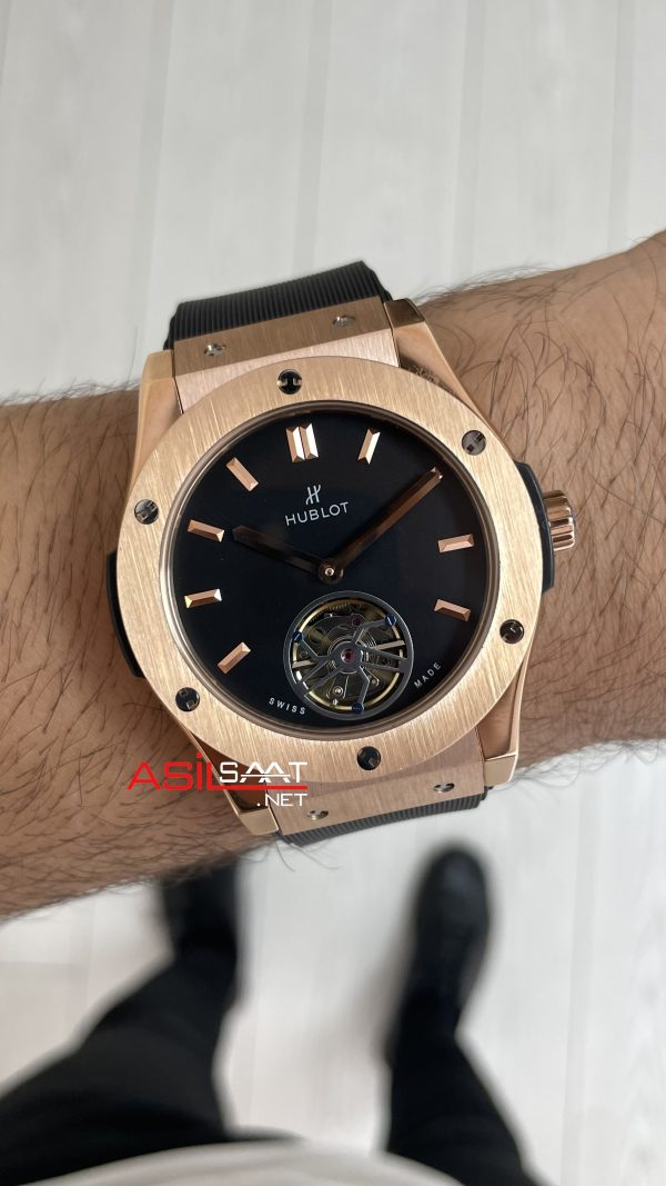 Hublot Classic Fusion Tourbillon Siyah Kadran 42mm Rose Replika Saat