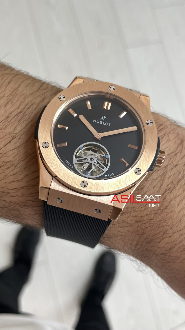 Hublot Classic Fusion Tourbillon Siyah Kadran 42mm Rose Replika Saat