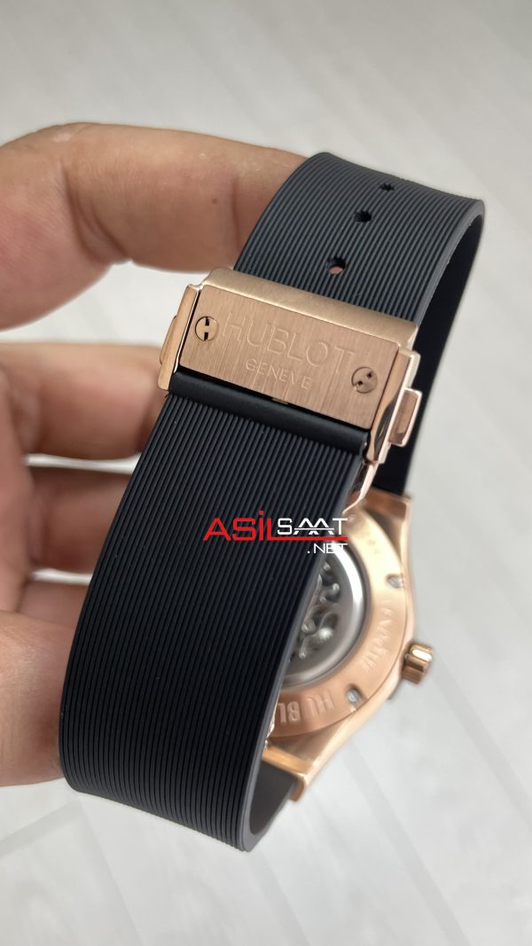 Hublot Classic Fusion Tourbillon Siyah Kadran 42mm Rose Replika Saat