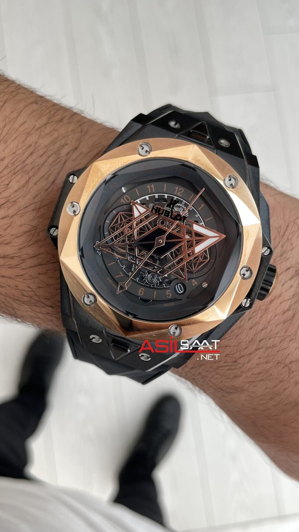 Hublot Sang Bleu II Black Magic 45mm Rose Black Replika Saat