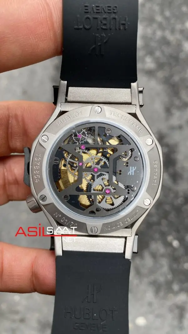 Hublot Techframe Ferrari Replika Saat HBFT001 Hublot Techframe Ferrari Replika Saat HBFT001