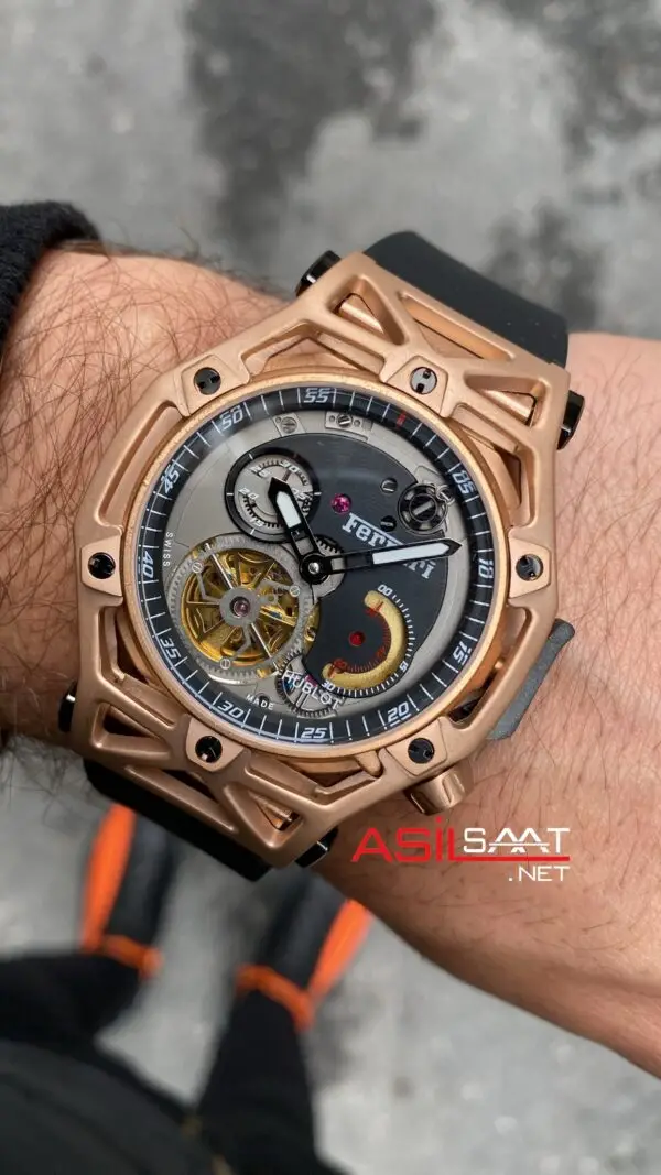 Hublot Techframe Ferrari Tourbillon 43 mm Replika Saat HBFT002