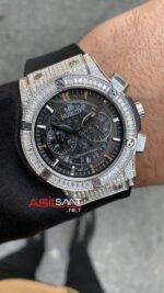 Hublot Vendome Taşlı İskelet Classic Fushion 41 mm HBV011