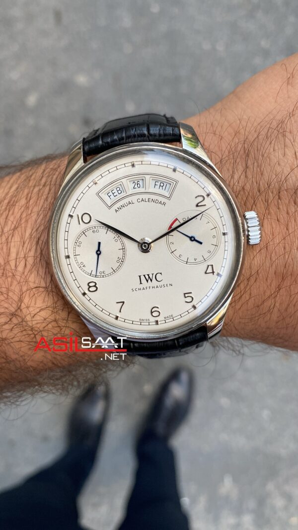 Iwc Portugieser Annual Calendar IW503501 52850 44 mm Silver Beyaz Kadran Deri Kordon Super Klon Eta Saat Iwc Portugieser Annual Calendar IW503501 52850 44 mm Silver Beyaz Kadran Deri Kordon Super Klon Eta Saat