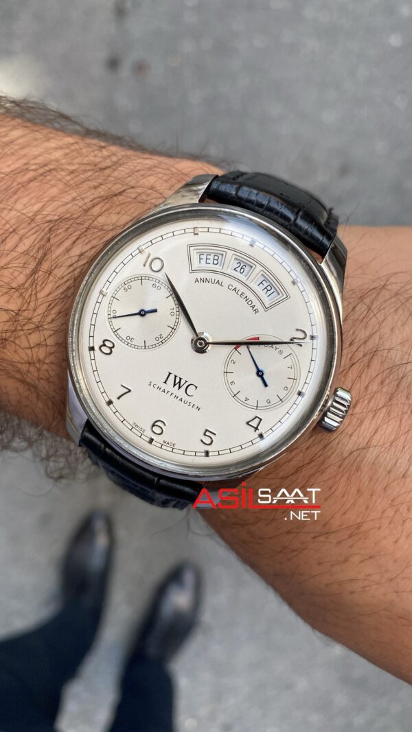 Iwc Portugieser Annual Calendar IW503501 52850 44 mm Silver Beyaz Kadran Deri Kordon Super Klon Eta Saat Iwc Portugieser Annual Calendar IW503501 52850 44 mm Silver Beyaz Kadran Deri Kordon Super Klon Eta Saat