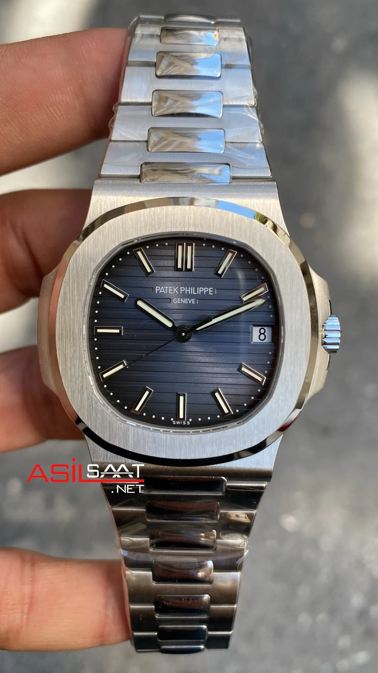 Patek Philippe Nautilus 5711 Silver 40 mm Mavi Kadran 324 SC Super Klon Eta Saat