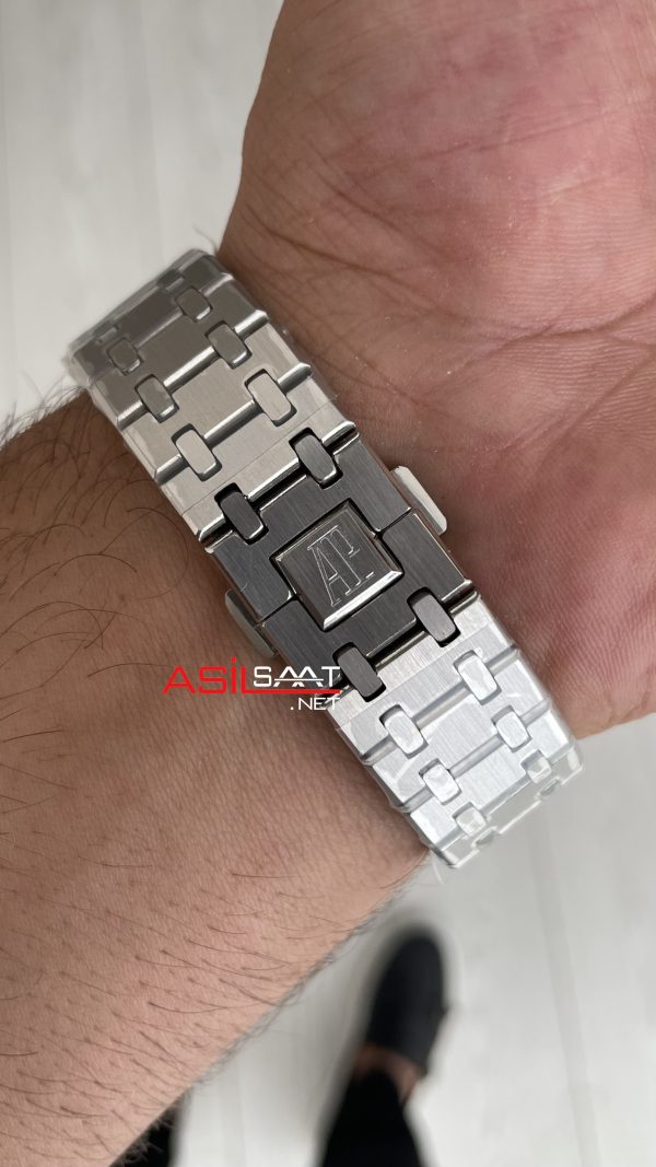 Audemars Piguet Royal Oak Chronograph 26240ST Siyah Kadran 41 mm Silver Replika Saat