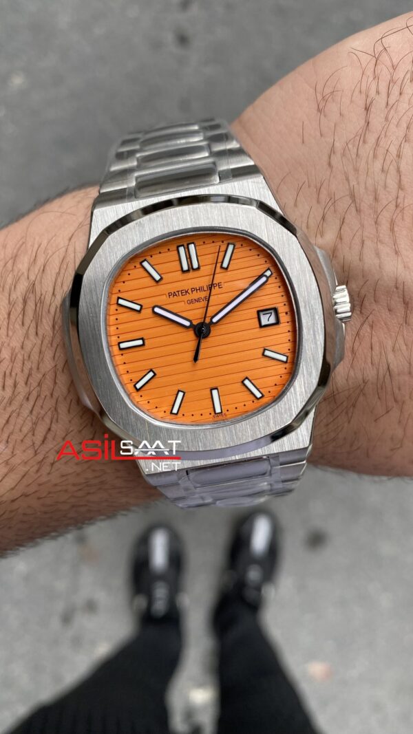 Patek Philippe Nautilus 40 mm Turuncu Kadran 5711 Silver Replika PPNA007 Patek Philippe Nautilus 40 mm Turuncu Kadran 5711 Silver Replika PPNA007