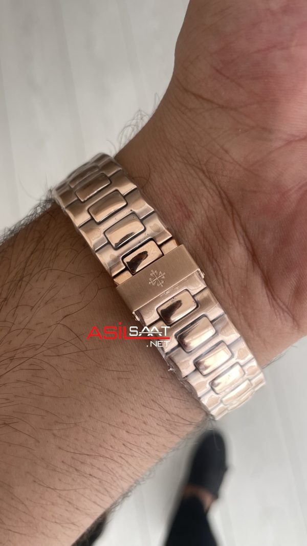 Patek Philippe Nautilus 40th Year Anniversary 5711 Gri Kadran 40 mm Rose Replika Saat