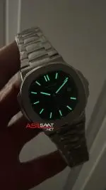 Patek Philippe Nautilus 5711 Yeşil Kadran 40mm Replika Saat