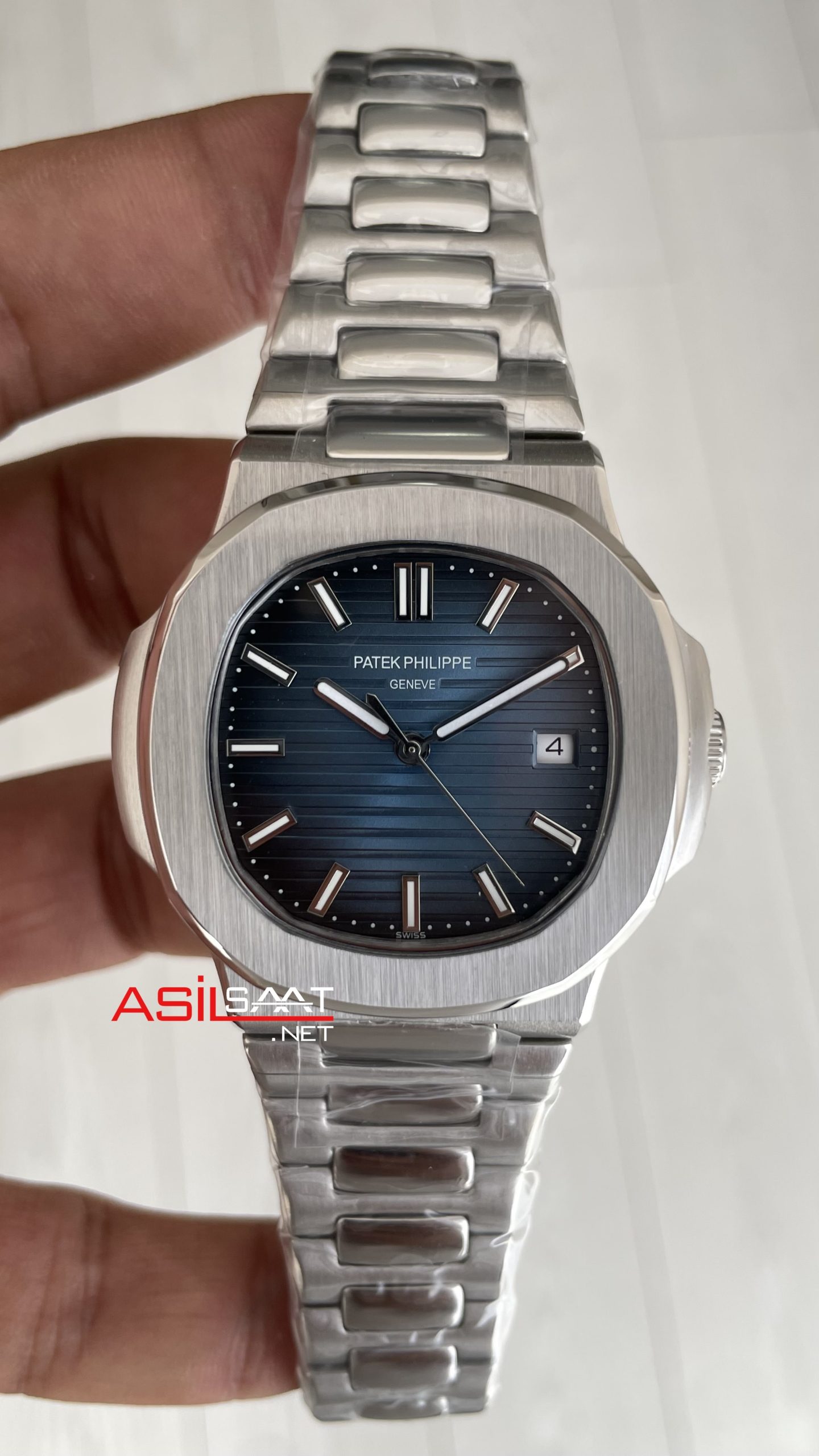 Patek Philippe Nautilus Mavi 5711 Replika Saat Patek Philippe Nautilus Mavi 5711 Replika Saat