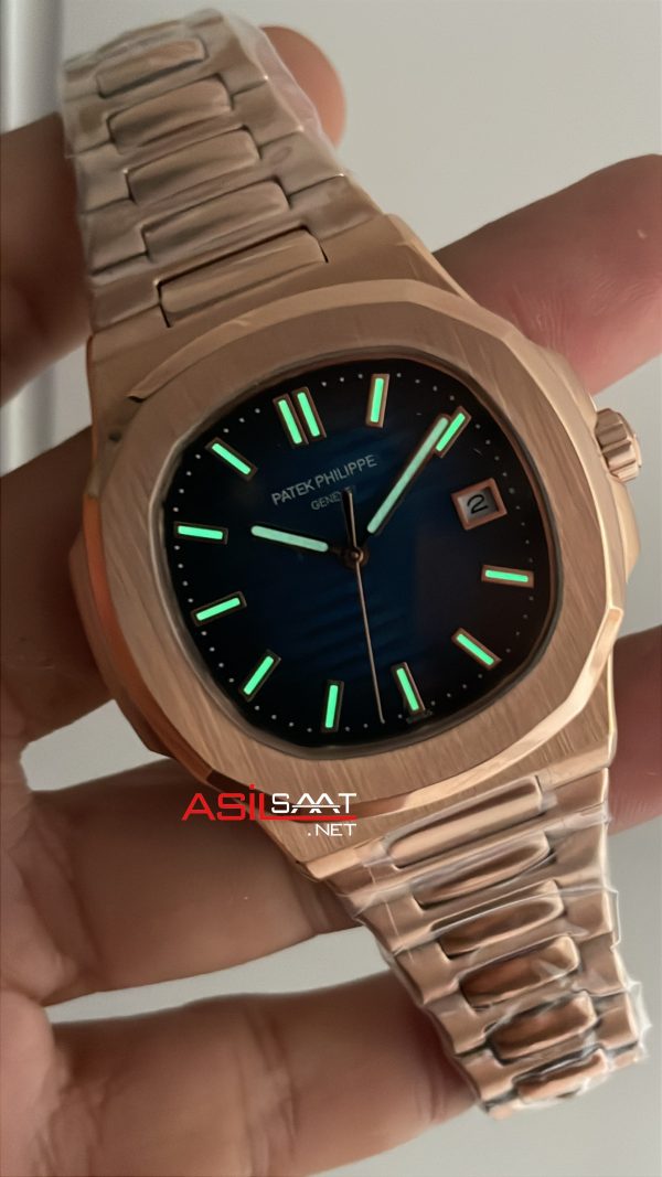 Patek Philippe Nautilus Mavi Kadran 5711 Rose 40 mm Replika Saat