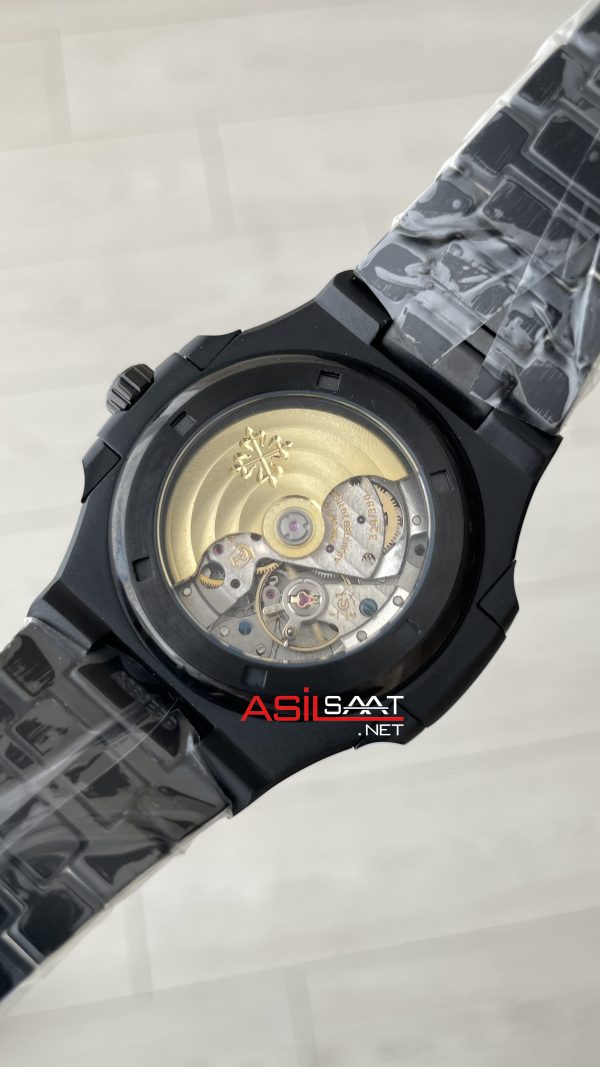 Patek Philippe Nautilus Siyah Kadran 5711 PVD Black 40 mm Replika Saat Patek Philippe Nautilus Siyah Kadran 5711 PVD Black 40 mm Replika Saat