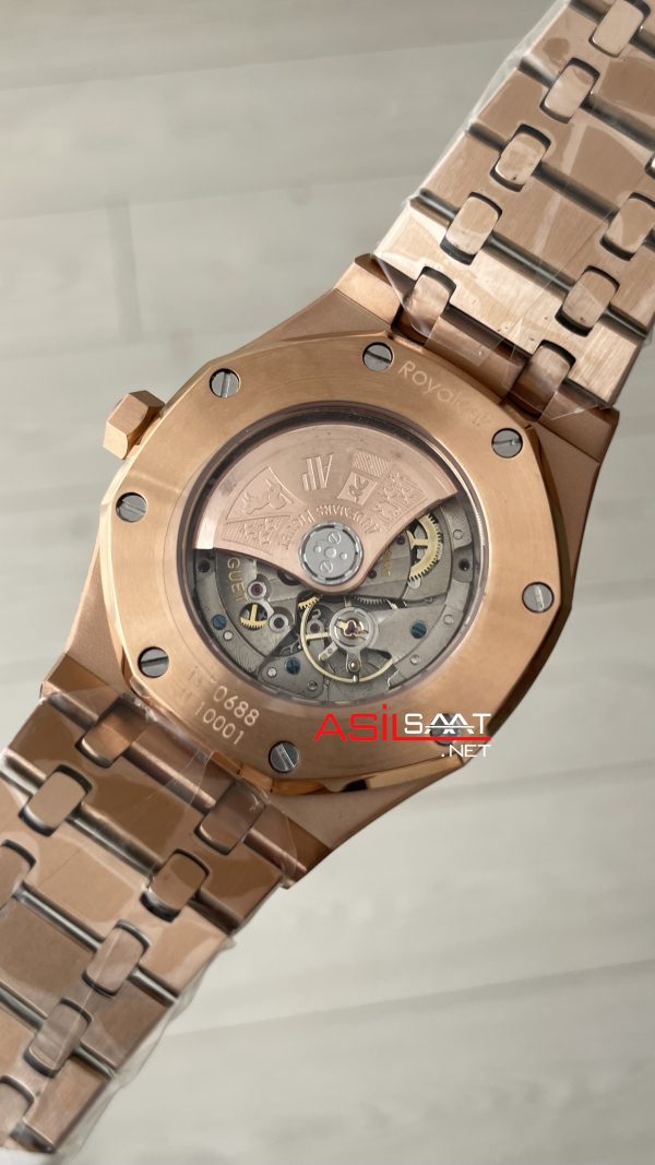 Audemars Piguet Royal Oak Beyaz Kadran 15400OR Rose Replika Saat Audemars Piguet Royal Oak Beyaz Kadran 15400OR Rose Replika Saat